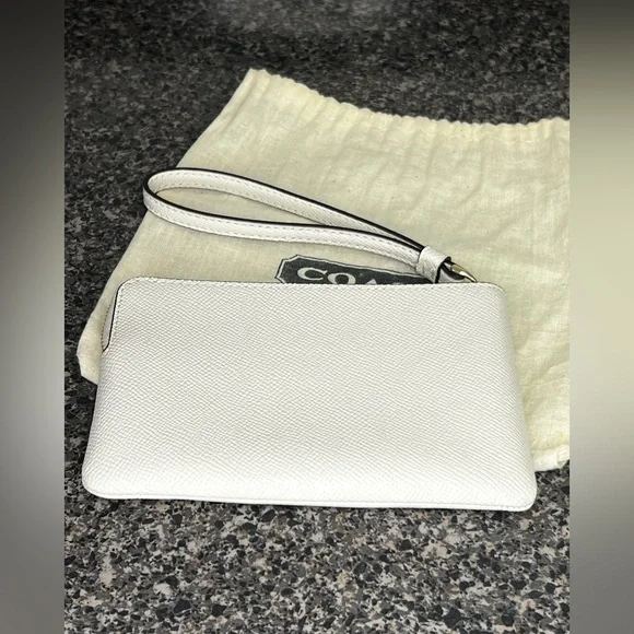 Coach White Leather Clutch Wristlet - Picture 2 of 4
